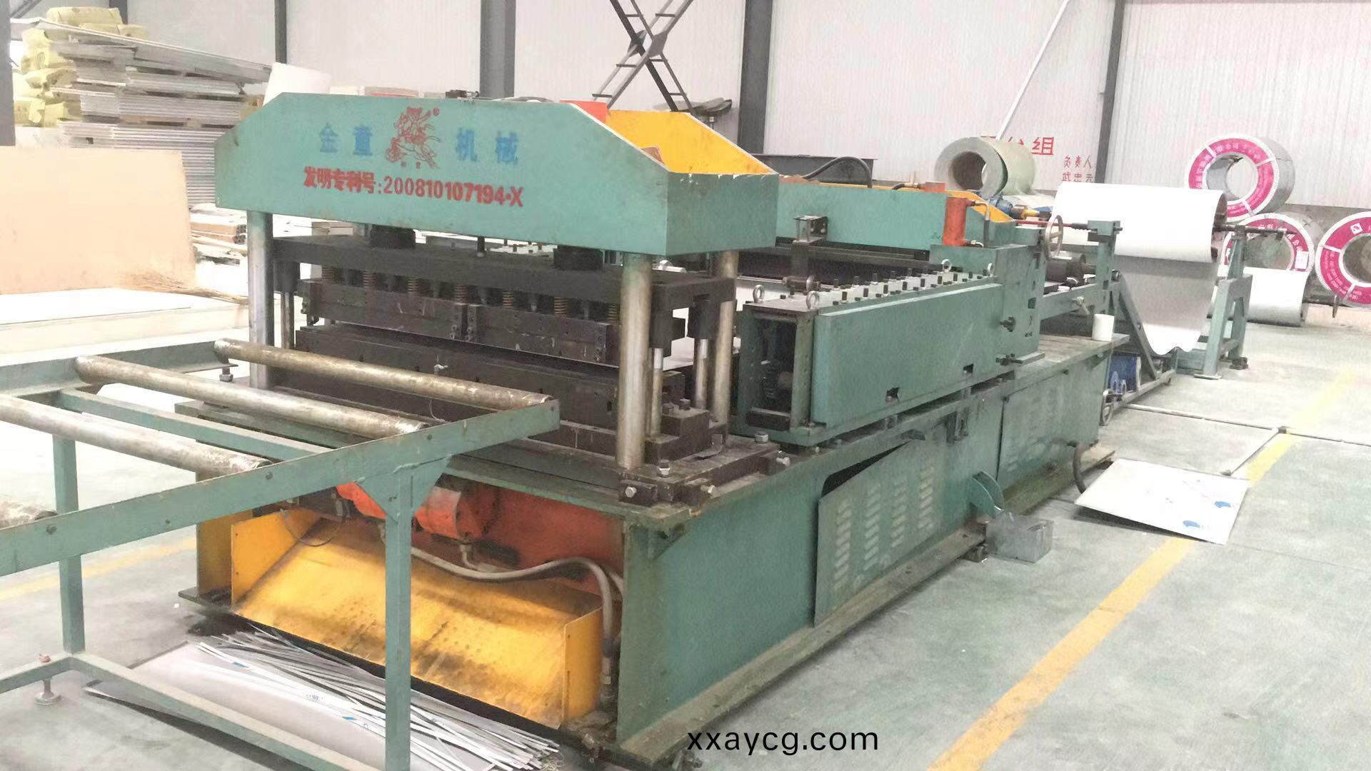 恆(heng)言信(xin)手工(gong)淨化綵(cai)闆生(sheng)産線